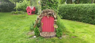 Ein Garten an der Unterkunft Villa Kunterbunt, Gemütlichkeit am Waldesrand