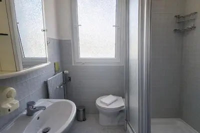 Ein Badezimmer in der Unterkunft City Center Hotel Garni Cuxhaven