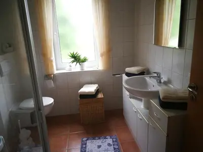 Ein Badezimmer in der Unterkunft FeWo Grüne Wiese
