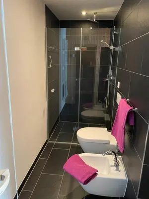 Ein Badezimmer in der Unterkunft Appartment Moin im Deichgraf