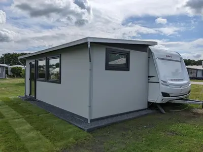 Grundriss der Unterkunft Premiumwohnwagen Grauer Kranich am Kransburger See 43