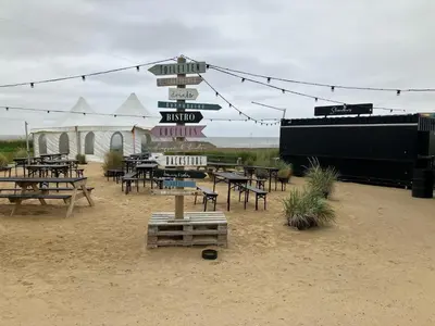 Ein Restaurant oder anderes Speiselokal in der Unterkunft Appartment Hinterdeich