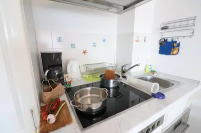 Küche/Küchenzeile in der Unterkunft Nordheimstraße 150 Wohnung 3