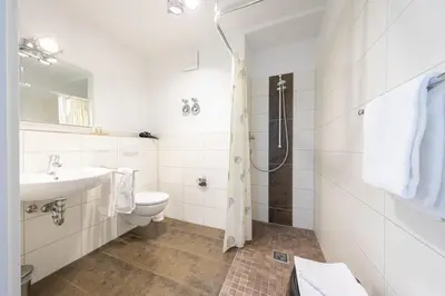 Ein Badezimmer in der Unterkunft Hohe Lith - 335