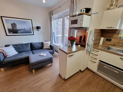 Küche/Küchenzeile in der Unterkunft Nordheimstraße 150 Wohnung 6