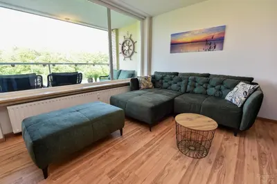Ein Sitzbereich in der Unterkunft Strandhochhaus Döse Appartement STH009