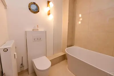Ein Badezimmer in der Unterkunft Strandhochhaus Döse Appartement STH009