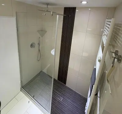 Ein Badezimmer in der Unterkunft Traumhafte Ferienwohnung - direkter Meerblick - 50m zum Strand in Cuxhaven Duhnen in 1A Lage im Haus Seehütte