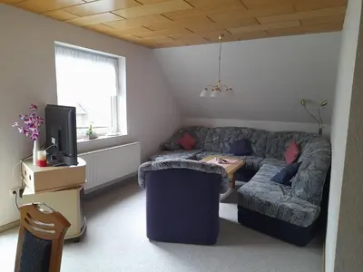 Ein Sitzbereich in der Unterkunft Ferienwohnung Stefan Schwiemann
