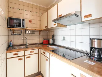 Küche/Küchenzeile in der Unterkunft Apartment Vinnenhuis-1 by Interhome