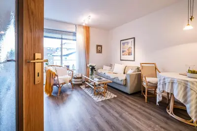 Ein Sitzbereich in der Unterkunft Haus Seemeile Wohnung 2 6