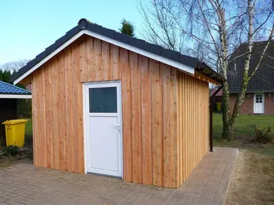Das Gebäude in dem sich das Ferienhaus befindet