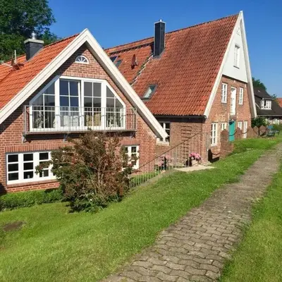 Haus Am Deich Modern retreat