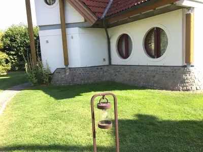 Ein Garten an der Unterkunft Buschsand Lee Comfortable holiday residence
