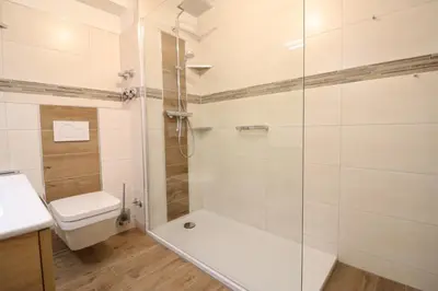 Ein Badezimmer in der Unterkunft Haus Nordseebrandung Wohnung B64