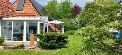 Ein Garten an der Unterkunft Dodegge