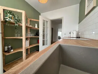 Küche/Küchenzeile in der Unterkunft Gemütliche helle Ferienwohnung im angesagten Boho Stil #Cosiness Company