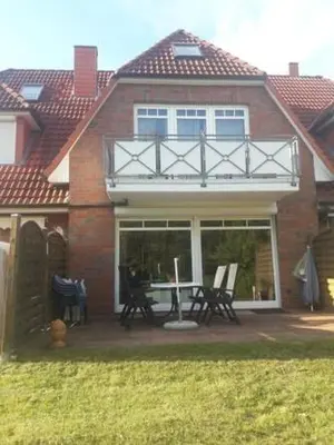 Das Gebäude in dem sich die Ferienwohnung befindet