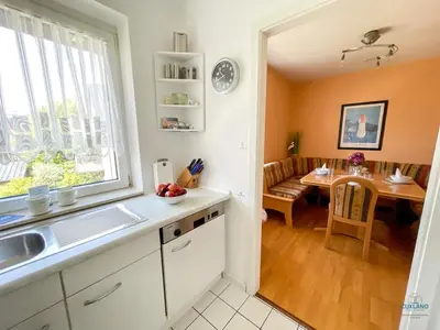 Küche/Küchenzeile in der Unterkunft Haus Seeland 1 Wohnung 14