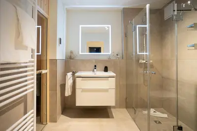 Ein Badezimmer in der Unterkunft Dorumer Sielhuus 17