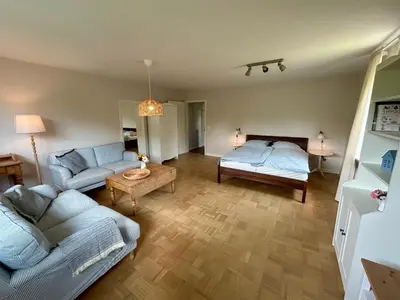 Ein Bett oder Betten in einem Zimmer der Unterkunft liten lind - Ferienwohnung in Sahlenburg