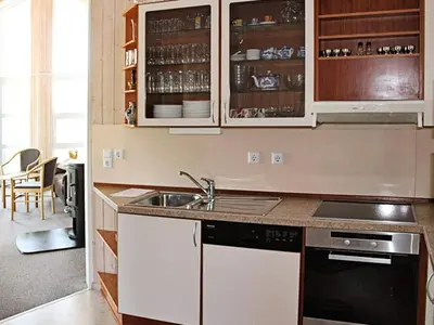 Küche/Küchenzeile in der Unterkunft 12 person holiday home in Otterndorf