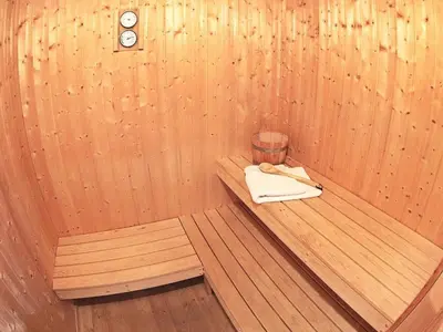 Spa und/oder Wellnesseinrichtungen in der Unterkunft Waterfront holiday home in Otterndorf