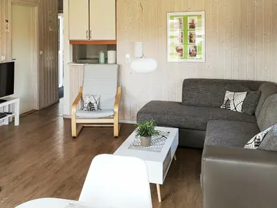 Ein Sitzbereich in der Unterkunft 4 person holiday home in Otterndorf