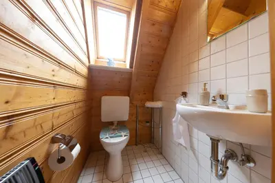 Ein Badezimmer in der Unterkunft Ferienhaus 