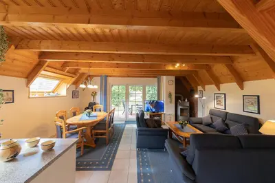 Ein Sitzbereich in der Unterkunft Ferienhaus Medemsand 01