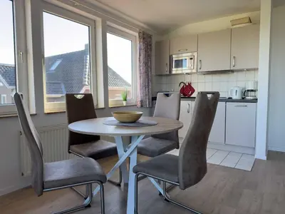 Küche/Küchenzeile in der Unterkunft Meerblick Apartment Nordseeperle 11