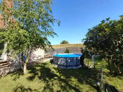 Der Swimmingpool an oder in der Nähe von Holiday home Oase Balje