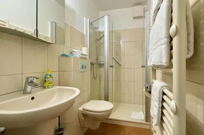 Ein Badezimmer in der Unterkunft Ferienwohnungen Reimann Wohnung 9
