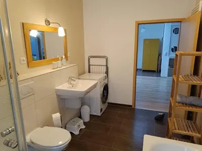 Ein Badezimmer in der Unterkunft Küstenhaus Duhnen - Wohnung 1 mit Meerblick