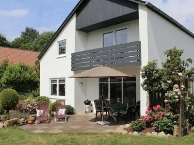 Das Gebäude in dem sich die Ferienwohnung befindet