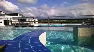 Der Swimmingpool an oder in der Nähe von Weitblick - b70565