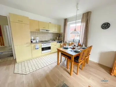 Küche/Küchenzeile in der Unterkunft Haus Scharhörn Wohnung 4