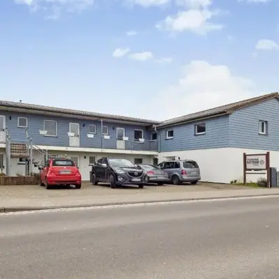 Apartmenthaus-Wattwurm