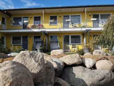 Das Gebäude in dem sich die Ferienwohnung befindet
