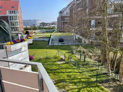 Ein Garten an der Unterkunft Steinmarne Wohnung 6