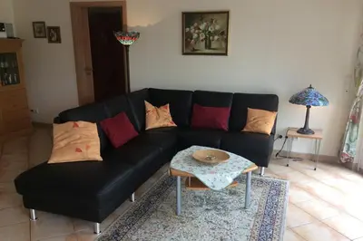 Ein Sitzbereich in der Unterkunft Wellnesshaus Stella Maris - mit Bootssteg - All Inklusive