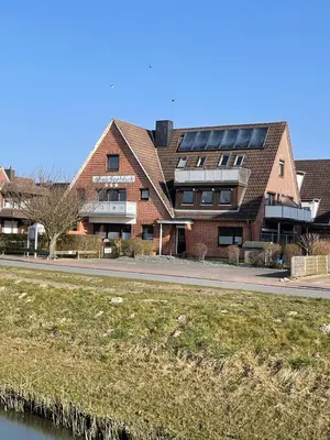 Das Gebäude in dem sich die Ferienwohnung befindet