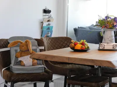 Ein Sitzbereich in der Unterkunft Ferienwohnung Deichbude 13 im Hochhaus