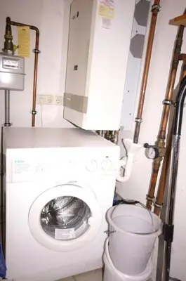 Ein Badezimmer in der Unterkunft 4 Personen Ferienhaus mit zwei Toiletten in Otterndorf