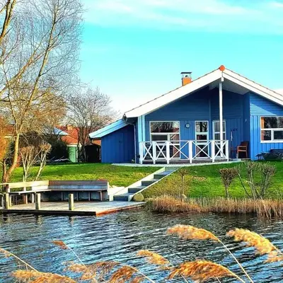 6 Personen Ferienhaus mit privatem Bootsteg