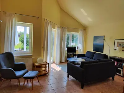 TV/Unterhaltungsangebot in der Unterkunft 6 Personen Ferienhaus mit privatem Bootsteg, direkter Seelage, Kanu, Sauna und Badewanne in Otterndorf