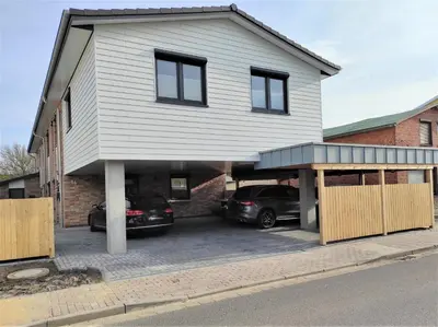 Das Gebäude in dem sich die Ferienwohnung befindet