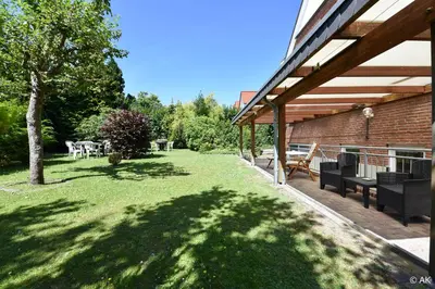 Ein Garten an der Unterkunft Residenz Grooten Steen Grooten Steen 16