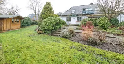 Ein Garten an der Unterkunft Haus Ricker - Erdgeschoss
