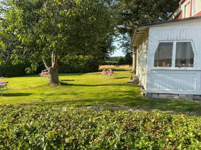 Ein Garten an der Unterkunft Gasthaus zur Grenze Zeltplatz